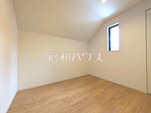 ドレスルーム　【西東京市向台町６丁目】