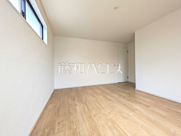 居室　【西東京市向台町６丁目】