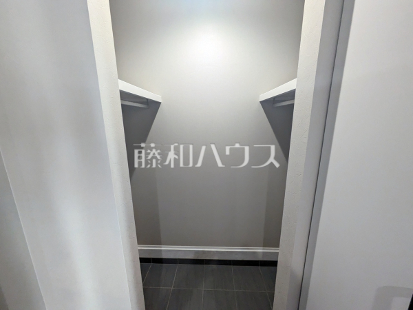 収納　【日野市東豊田１丁目】