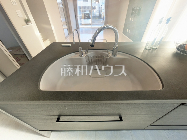キッチン　【日野市東豊田１丁目】