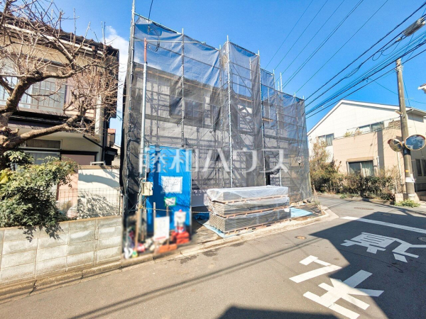 外観　【新座市石神５丁目】 ここに住む方を想像して、着々と建築しております！ 