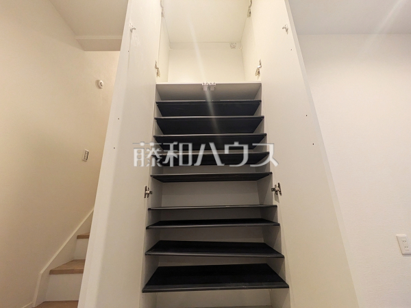 玄関収納　【板橋区栄町】
