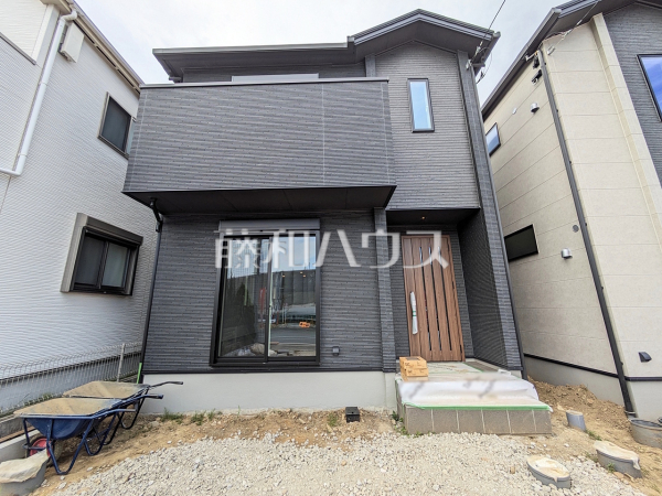 1号棟　外観　【日野市西平山３丁目】