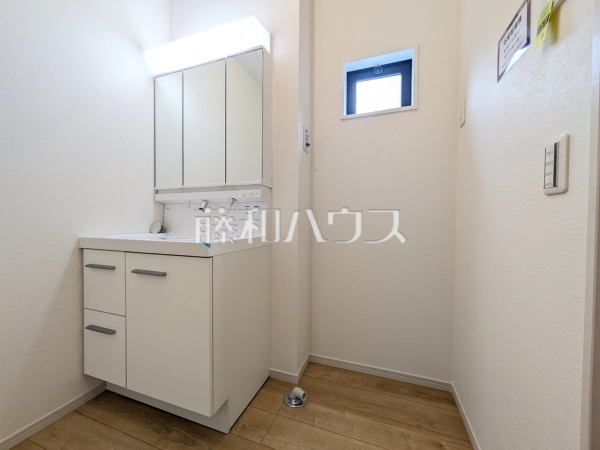 3号棟　洗面室　【八王子市中野町】