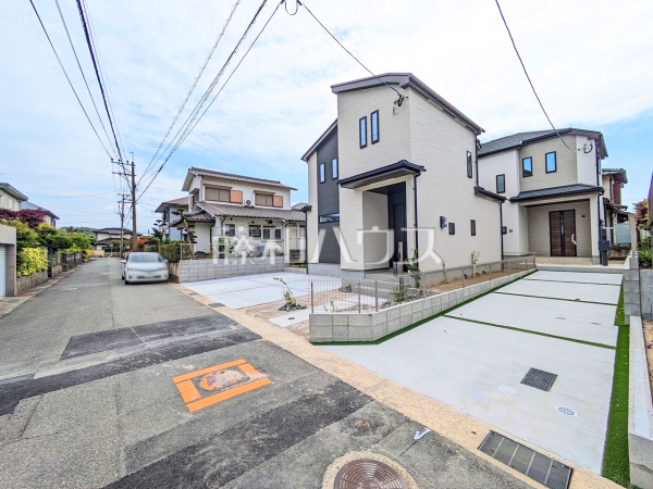 接道状況および現場風景　【福岡市東区青葉７丁目】