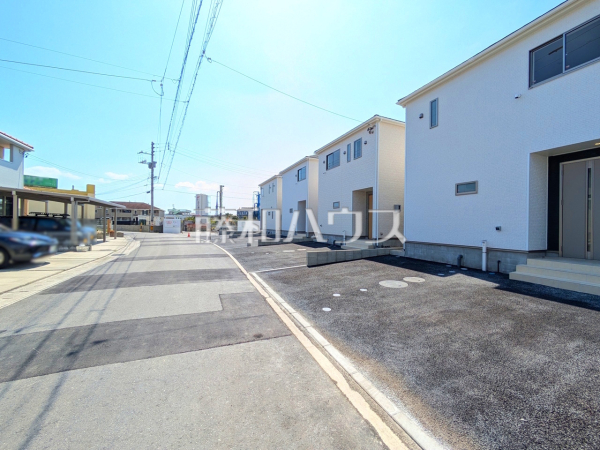 接道状況および現場風景　【うるま市字塩屋】