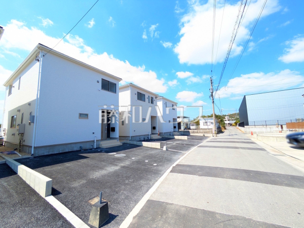 接道状況および現場風景　【うるま市字塩屋】