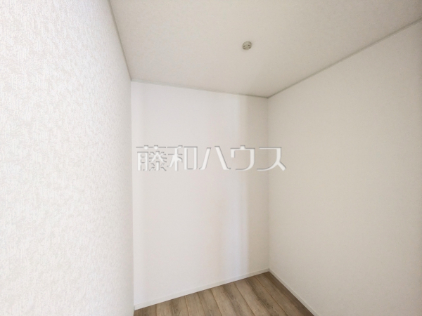 3号棟　ウォークインクローゼット　【うるま市塩屋】