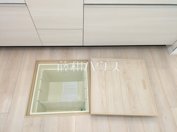 3号棟　キッチン床下収納　【うるま市塩屋】