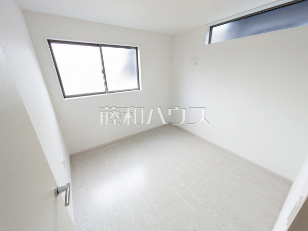 居室　【北名古屋市鹿田南蒲屋敷】