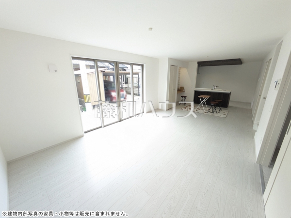 リビング　【北名古屋市鹿田南蒲屋敷】