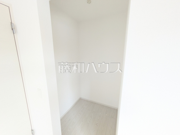 ウォークインクローゼット　【北名古屋市鹿田南蒲屋敷】