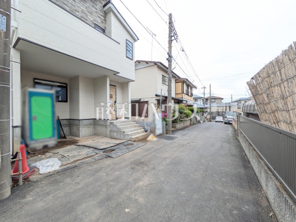 接道状況および現場風景　【東村山市秋津町５丁目】