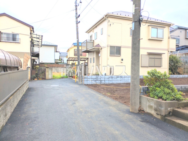 接道状況および現場風景　【東村山市秋津町５丁目】