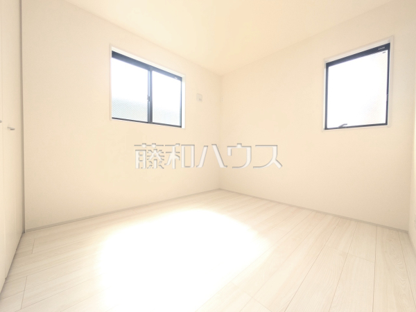 居室　【小平市小川町１丁目】