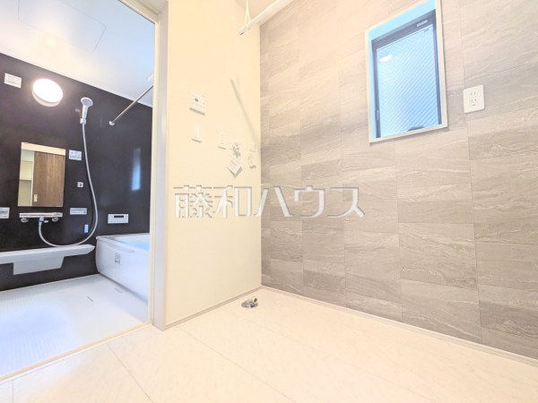 洗面室　【小平市小川町１丁目】