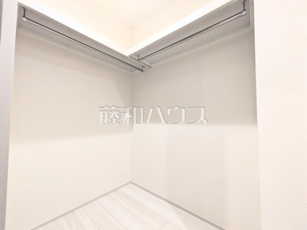 収納　【小平市小川町１丁目】