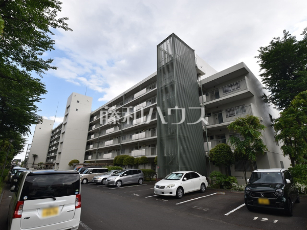 【 東大和グリーンタウン1号棟】外観　
　