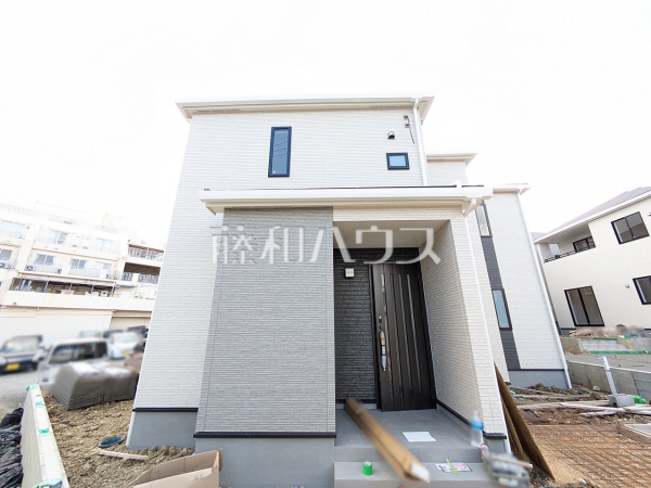 D号棟　外観　【与那原町字与那原】