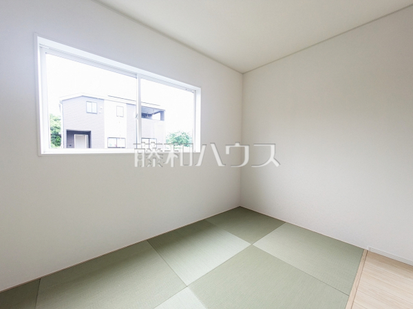 19号棟　タタミコーナー　【八王子市泉町】