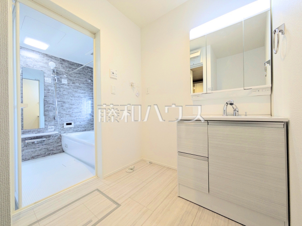 1号棟　洗面室　【世田谷区喜多見１丁目】