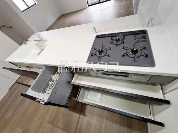 2号棟　キッチン　【世田谷区喜多見１丁目】