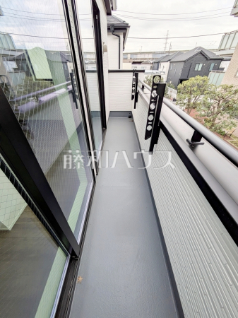 2号棟　バルコニー　【世田谷区喜多見１丁目】