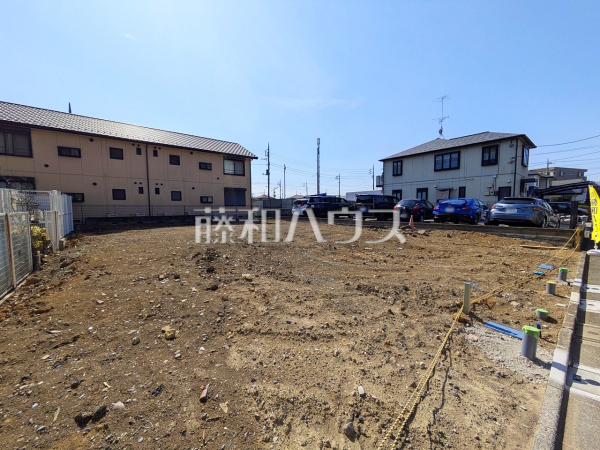 ≪現場風景≫ 物件の事、諸費用の事など、小さな疑問も、お気軽にご連絡・ご相談下さい。 【世田谷区喜多見１丁目】