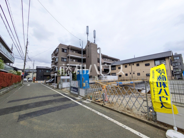 接道状況および現場風景　【世田谷区喜多見１丁目】