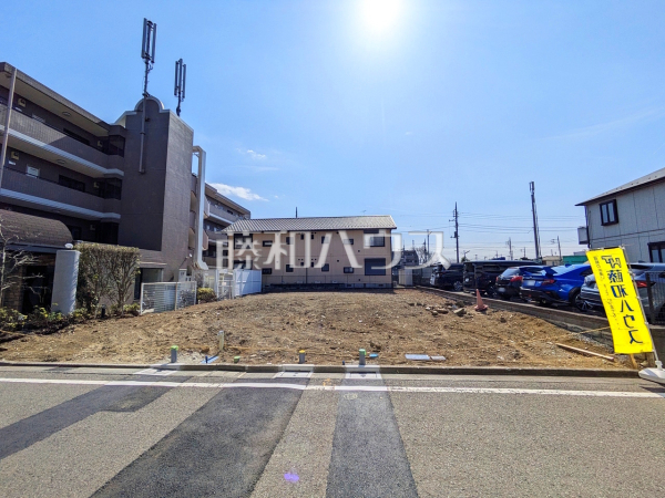 ≪現場風景≫LDK17帖＋5部屋と家族が増えても住み続けられるお家です　　【世田谷区喜多見１丁目】