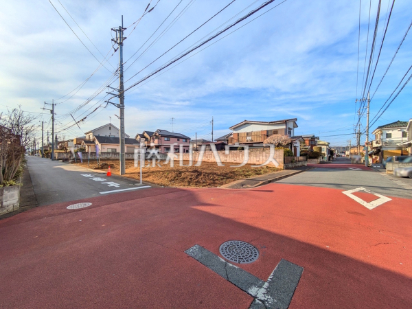 接道状況および現場風景　【武蔵村山市三ツ藤１丁目】