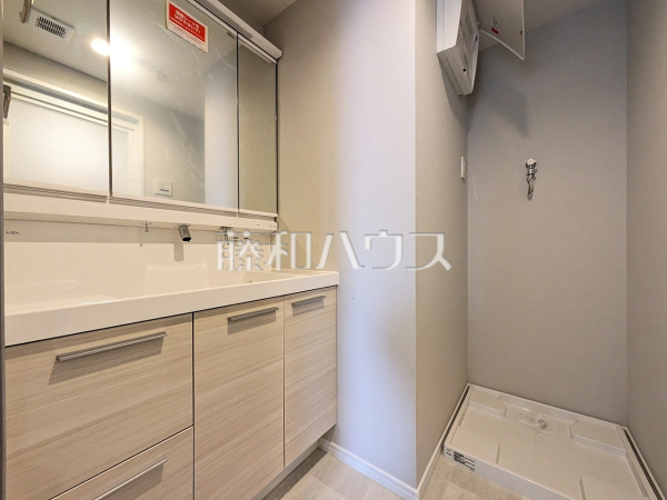 洗面室　【 ライオンズマンション朝霞本町第二】