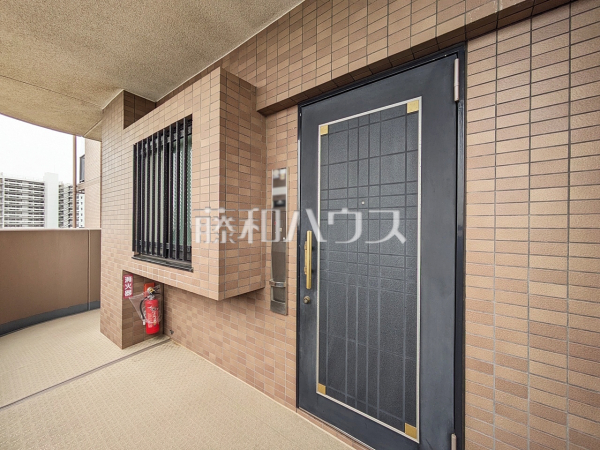 共用部廊下　【 ライオンズマンション朝霞本町第二】