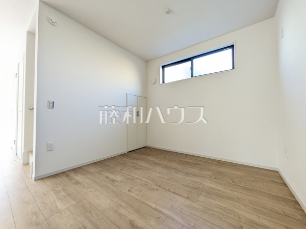 2号棟　リビング　【八王子市東浅川町】