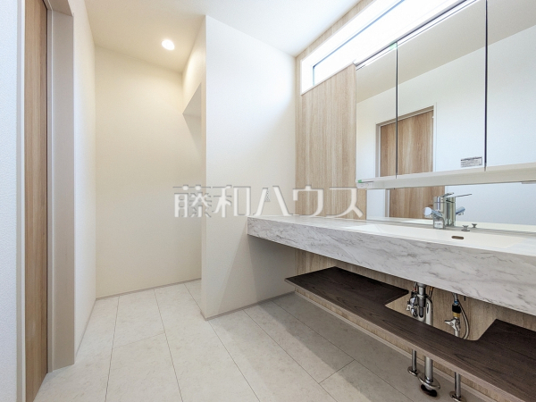 洗面室　【志木市上宗岡３丁目】