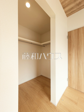 ウォークインクローゼット　【志木市上宗岡３丁目】