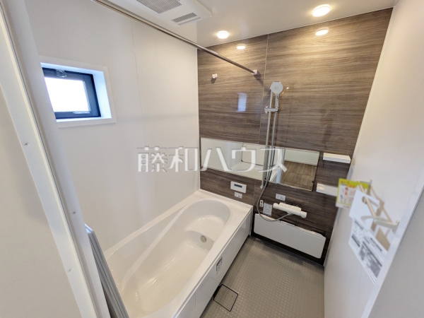 2号棟　浴室　【府中市南町２丁目】
