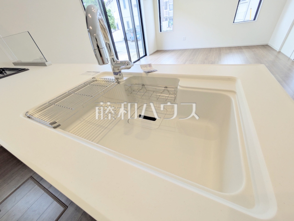2号棟　キッチン　【府中市南町２丁目】