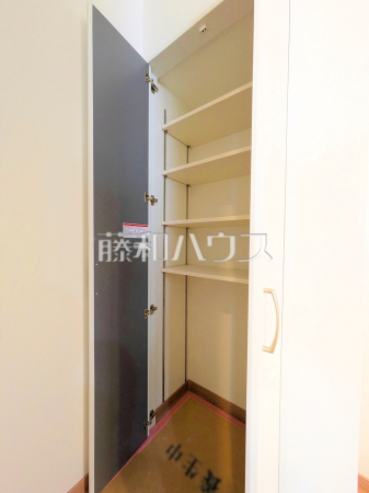 収納　【和光市白子２丁目】
