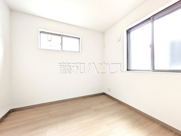 納戸　【和光市白子２丁目】