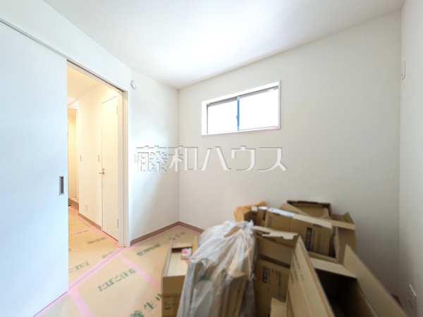 居室(施工中)　【和光市白子2丁目】