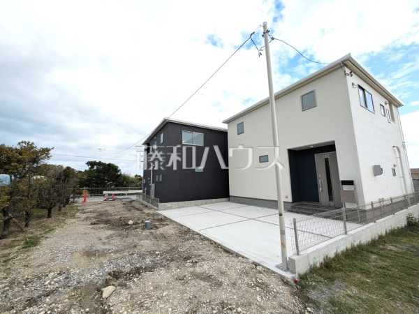 現場風景　【うるま市字高江洲】 周辺環境はもちろん、日当たりや設備など、実際に行ってみないと分からないことも多くございます。営業担当がご案内いたしますので、お気軽にお問い合わせください。 