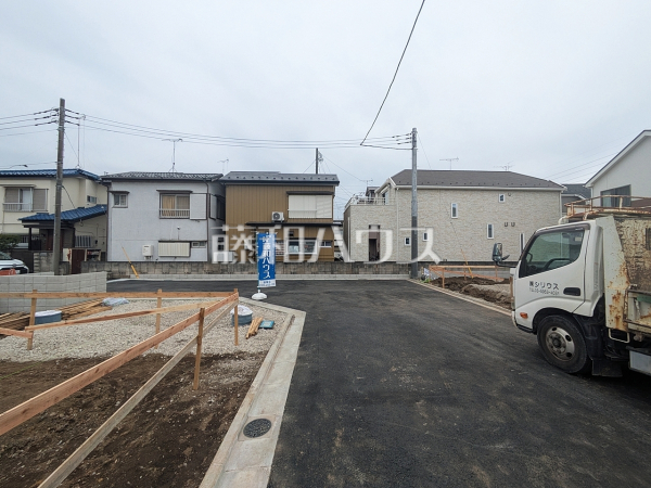 接道状況および現場風景　【新座市栄２丁目】