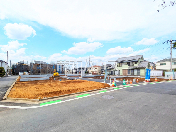 接道状況および現場風景　【新座市栄２丁目】