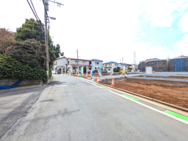 接道状況および現場風景　【新座市栄２丁目】