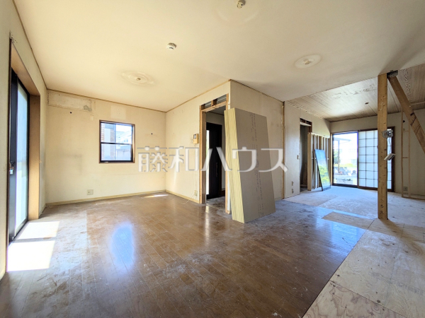 リフォーム施工中内観　【府中市押立町４丁目】