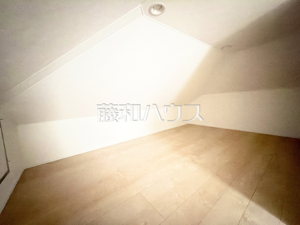 収納　【調布市上石原３丁目】