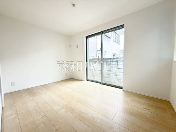 居室　【調布市上石原３丁目】