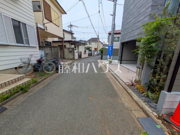 接道状況および現場風景 【杉並区和泉3丁目】 接道状況および現場風景 【杉並区和泉3丁目】