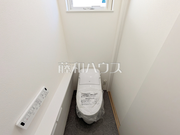 1号棟　トイレ　【福岡市東区香椎駅東３丁目】